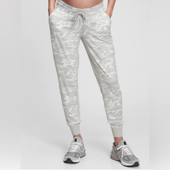 GAP maternity pants/joggers size M NWT - Picture 1 of 5